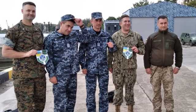 Дипломаты США посетили Донбасс и вышли на катере в Азовское море