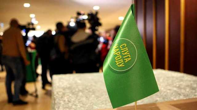 На заседаниях фракции это не обсуждали, – "Слуга народа" о возможной отставке Разумкова