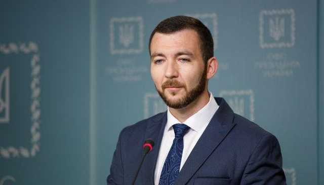 В Офисе президента заявили, что Зеленский не причастен к запуску отставки Разумкова