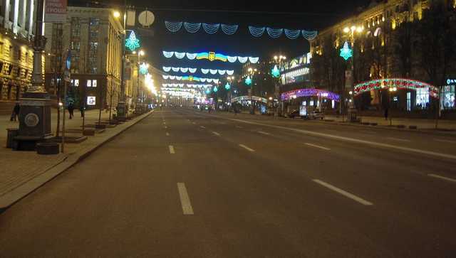 У Києві на Хрещатику п’яна пара влаштувала "бої без правил"