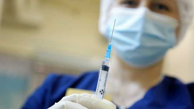 В США массово увольняют врачей из-за отказа вакцинироваться