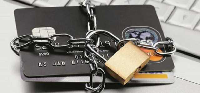 Осторожно, работает финмониторинг: почему в Украине блокируют банковские карты