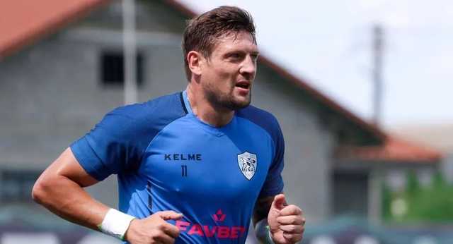 "Я тебе башку оторву": Селезнев поссорился с болельщиком в Харькове