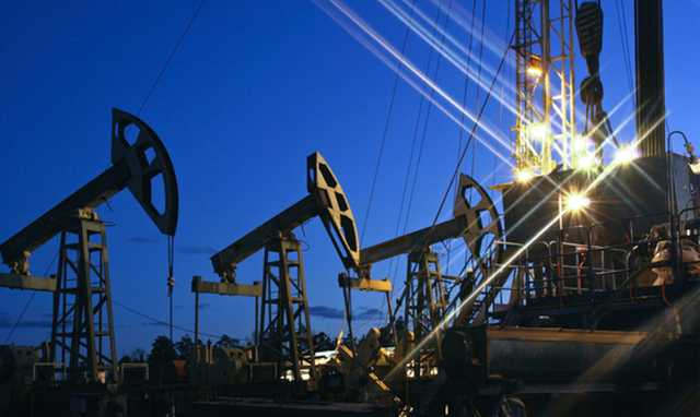 Цена на нефть взлетела выше 81 доллара — максимума за три года