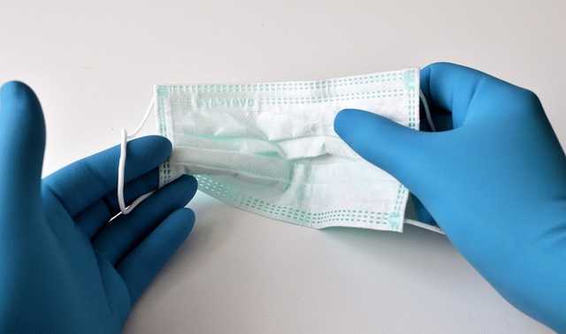 Нужно ли носить маски вакцинированным от коронавируса — Минздрав