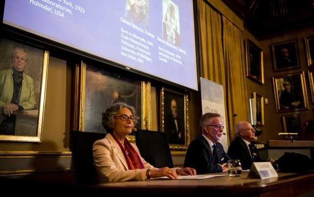 Объявлены лауреаты Нобелевской премии мира