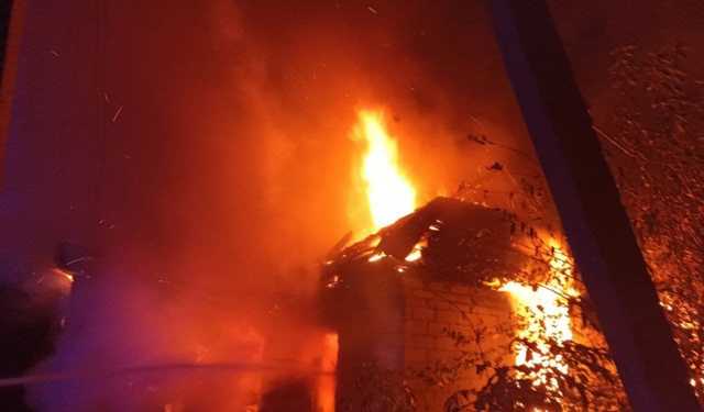 В Запорожье ночью произошел смертельный пожар