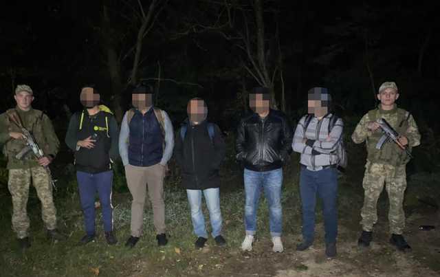 Пограничники задержали 7 нелегальных мигрантов на Закарпатье, - Госпогранслужба