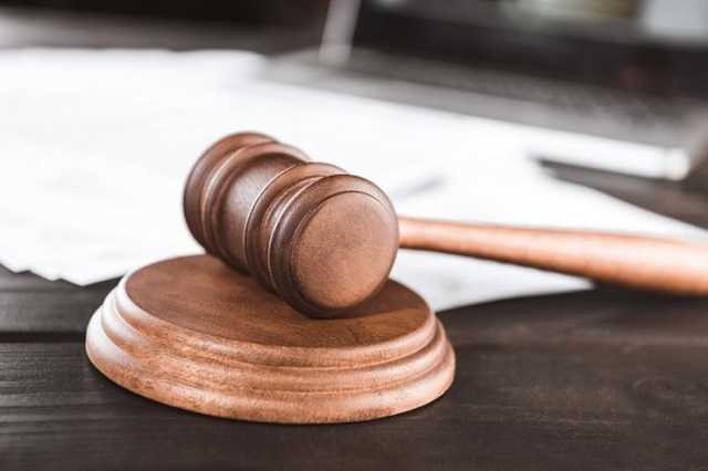 В Калуше директор колледжа оправдали по делу о взятке