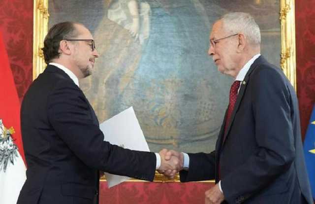 В Австрії новий канцлер: Шалленберга привели до присяги