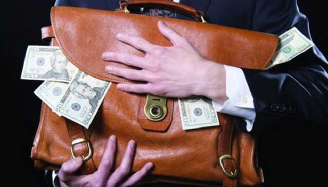 В Киеве подрядчики украли 700 тысяч гривен на ремонте стадиона