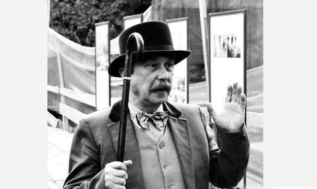 Умер известный львовский экскурсовод Василий Радковец