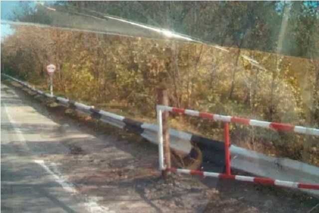 Террористы «ДНР» закрывают город: на въездах установили шлагбаумы