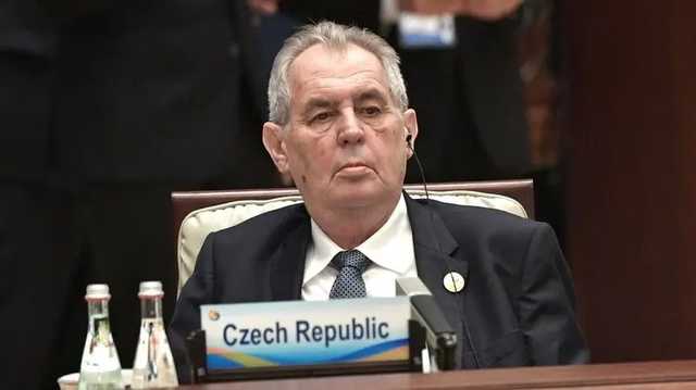 У госпитализированного президента Чехии серьезные проблемы с печенью - СМИ