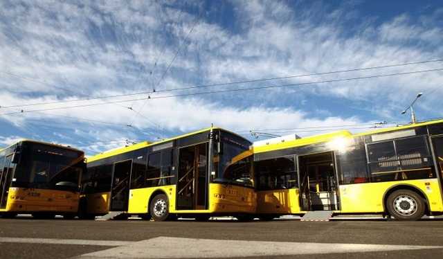 Сегодня в центре Киева автобусы и троллейбусы будут ходить по-другому