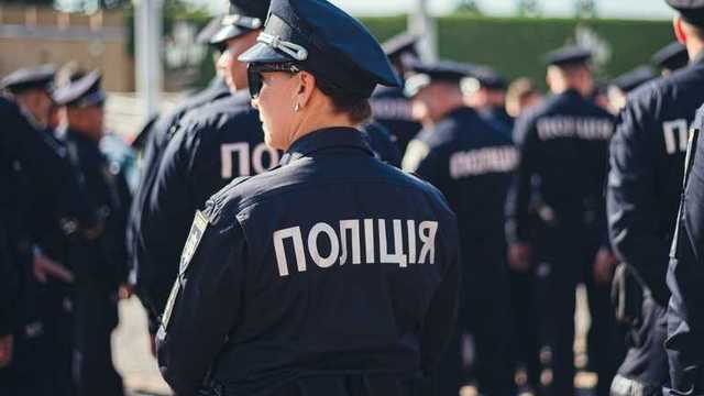 Похитила эвакуатор и устроила ДТП: в Одессе задержали психически больную женщину