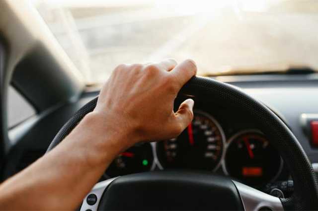 Возвращаются туристы: километровые пробки образовались из Яремче в направлении Ивано-Франковска