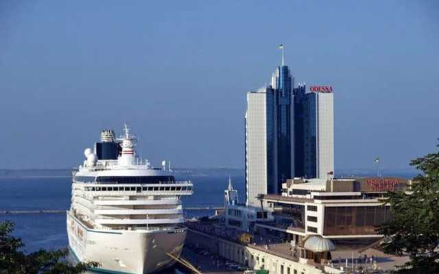 Одесса переходит в "красную зону" с 18 октября, - мэр Труханов