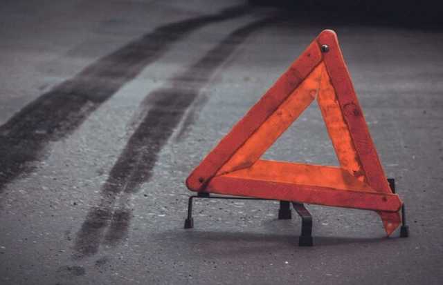 На Волыни Mercedes убил мать троих детей, водитель тоже погиб