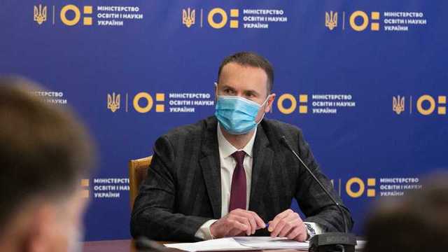 Больше всего непривитых учителей в 5 областях, – Шкарлет о прививках педагогов и каникулах