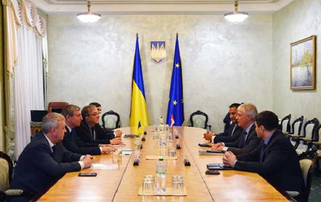 Украина и Канада построят космодром - Уруский