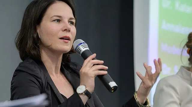 Лидер немецкой партии "зеленых" призвала не спешить с запуском "Северного потока-2"