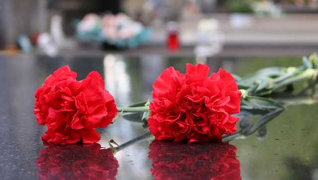 В Кривом Роге прощаются с братом погибшего мэра Константина Павлова