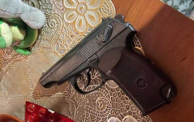 В Кривом Роге мужчина открыл стрельбу по подросткам