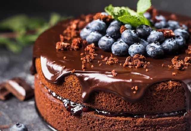 Торты в Украине подорожали на 80%, но цены взлетят еще вдвое