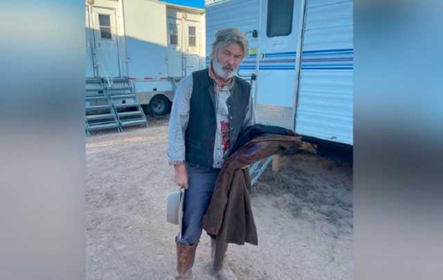 Болдуин получил заряженное оружие от помощника режиссера: новые детали о трагедии