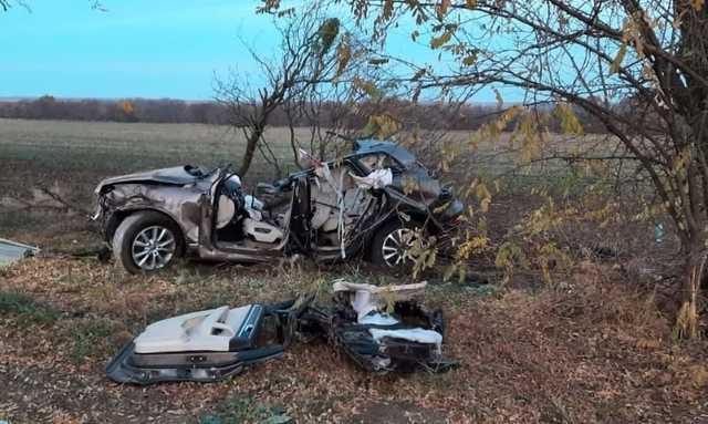 На Херсонщині 15-річний хлопець за кермом влаштував ДТП: є загиблі