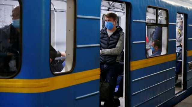 Власти Киева рассказали, кто сможет ездить в транспорте во время локдауна