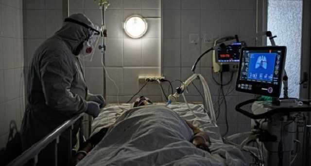 COVID-19 в Украине бьет рекорды: как быть дальше?