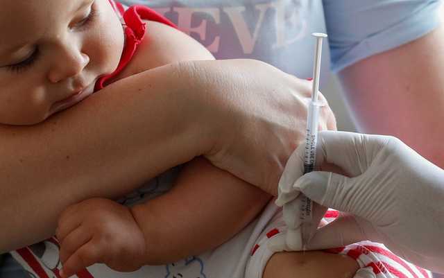 Нужно срочно усилить защиту детей: в Украине призывают к вакцинации от полиомиелита