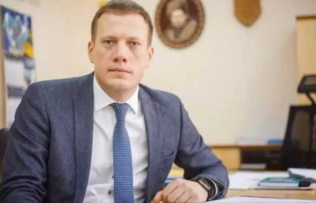 Василий Поезд - чистил «люггер», чтобы затем надеть ордена и застрелиться?