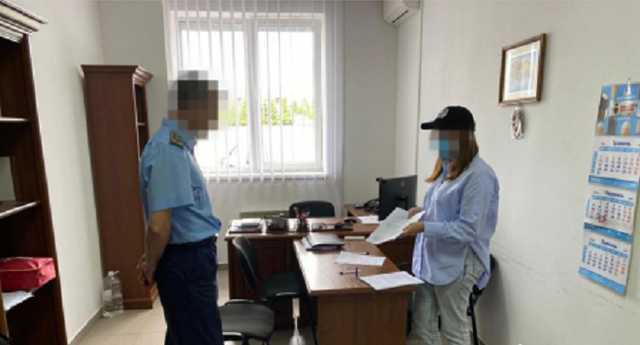 В Житомире трех таможенников поймали на махинациях с транспортом