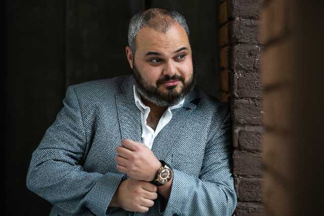 Сын Михаила Радуцкого опубликовал фото голых ягодиц и приписал антиваксам нетрадиционную ориентацию