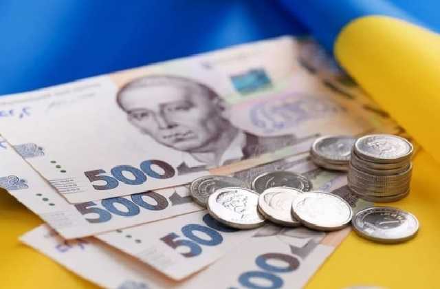 Як за місяць в Україні зросла середня зарплата