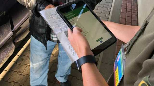 Охота на фальшивые COVID-сертификаты: в "Борисполе" за день поймали 11 нарушителей