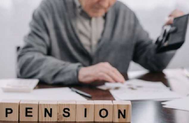 В Кабмине назвали причину мизерных пенсий в Украине и срок улучшения ситуации