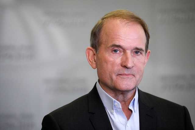 Суд избрал меру пресечения Медведчуку