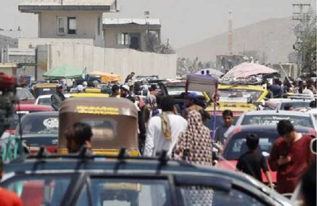 В Кабуле прогремели мощные взрывы, произошла стрельба: погибло не менее 15 человек