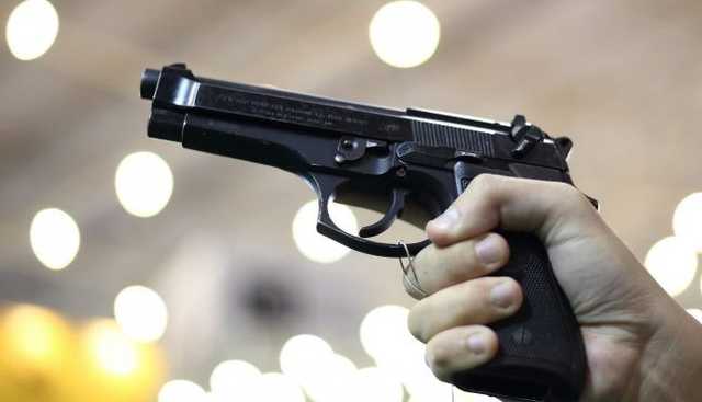 В Киеве на Оболони мужчина устроил стрельбу: его задержали