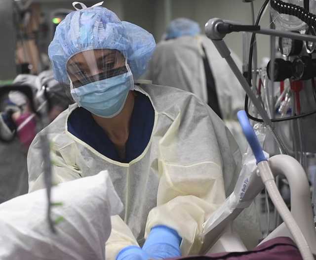 ВОЗ заявила о росте летальности от коронавируса в 56 странах