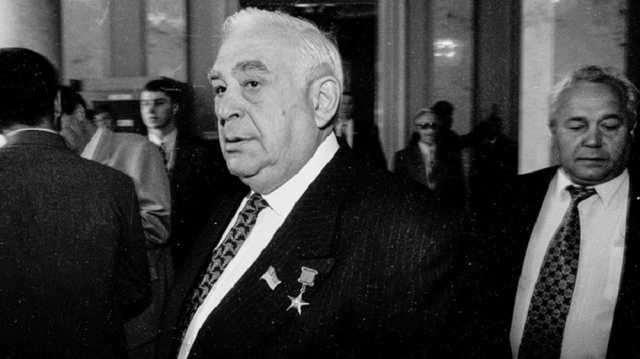 Бывший нардеп Ефим Звягильский умер от осложнений коронавируса