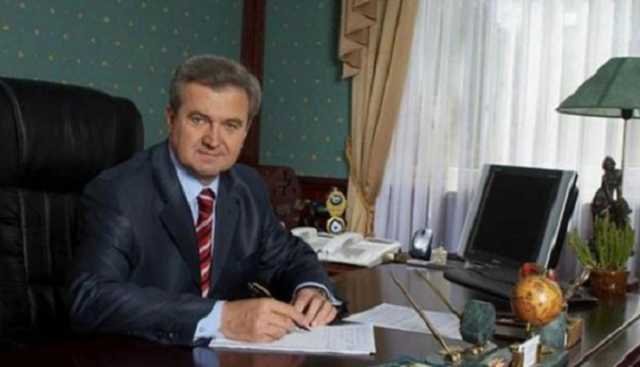 Зеленский с подачи Ермака назначил на высокую должность люстрированного пособника врага