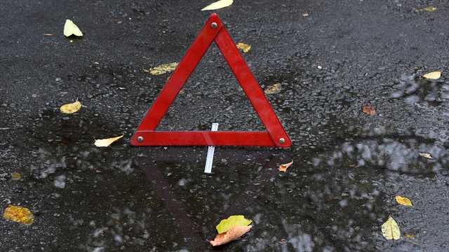 Под Киевом авто насмерть сбило женщину, которая перебегала дорогу