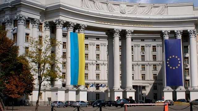 Группе украинцев запретили выезд из Турции из-за гибели туриста: появилась реакция МИД