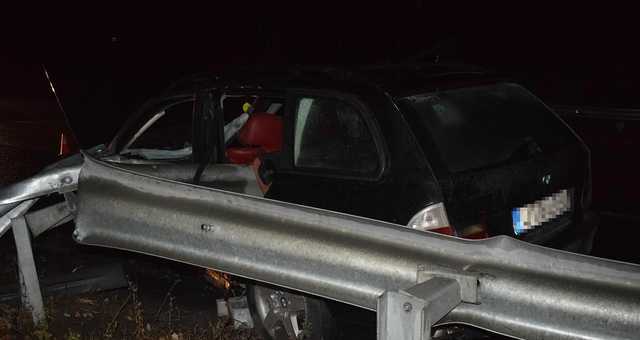 В Винницкой области авто влетело в отбойник, погиб 7-летний мальчик