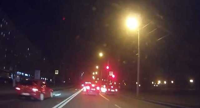 В Харькове полиция наказала водителя-нарушителя благодаря видео из интернета